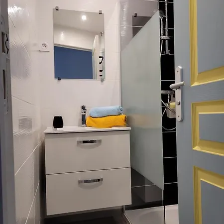 Apartman Voyage De Lumiere - Comme A La Maison -